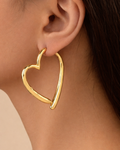Amouré Heart Earrings